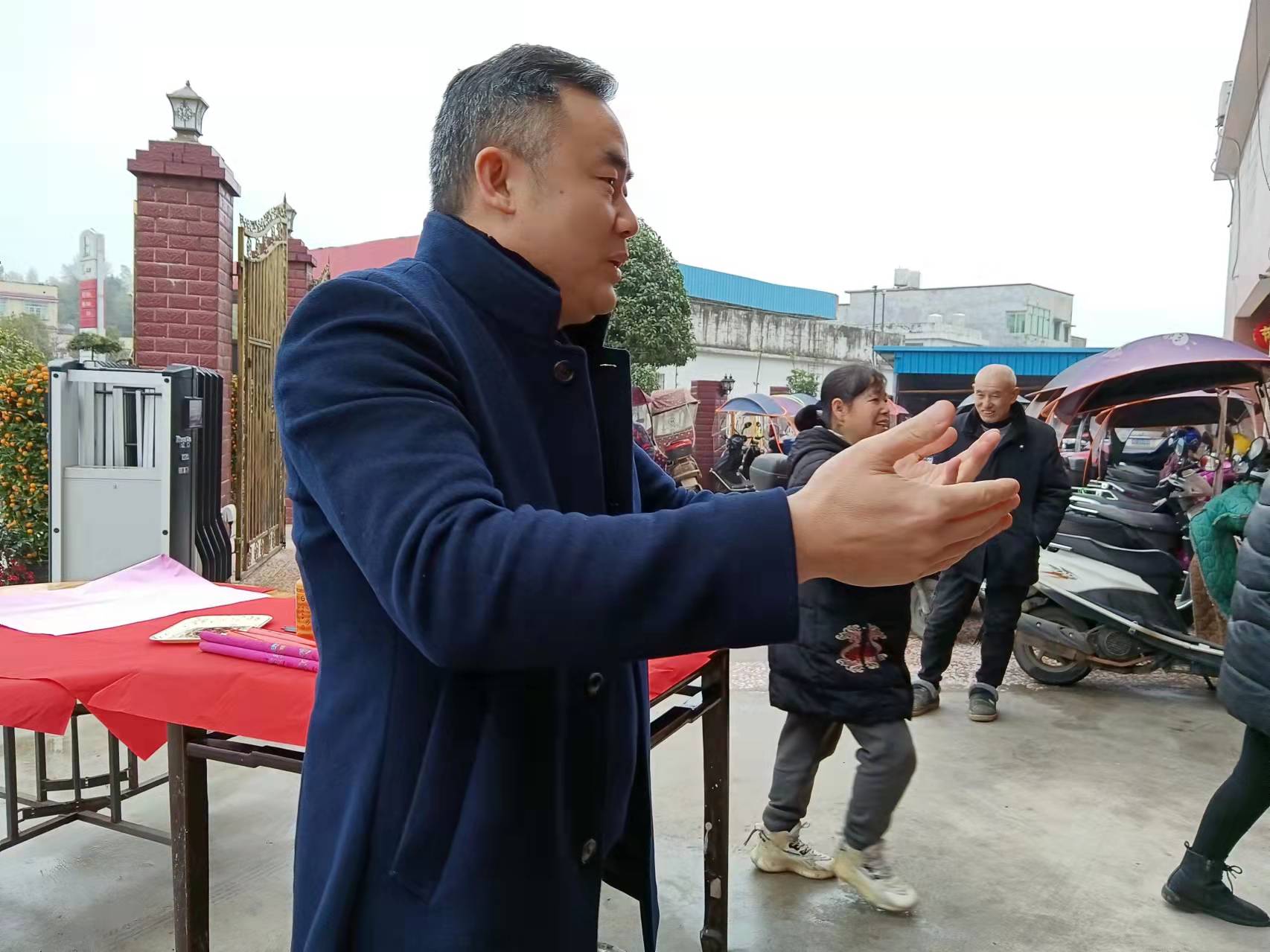 The Warmth and Liveliness of 2022's Work Resumption Day
